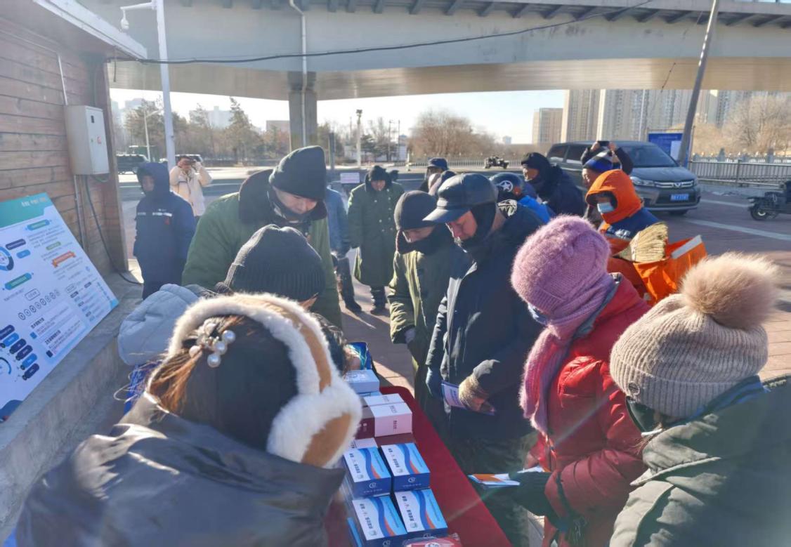 技能普及进市场 安全防线共筑牢 ——呼和浩特市“面对面送宣传”，锚定灵活就业群体务工安全