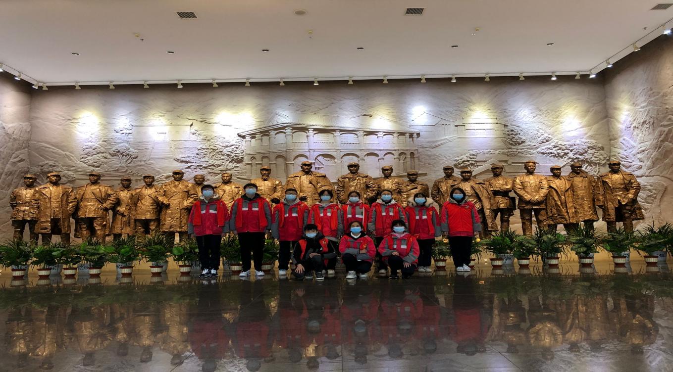 �Գ����ػ� ��������