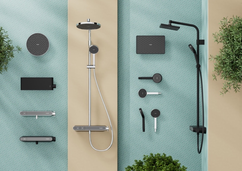 图片包含 桌子, 小, 挂, 家描述已自动生成